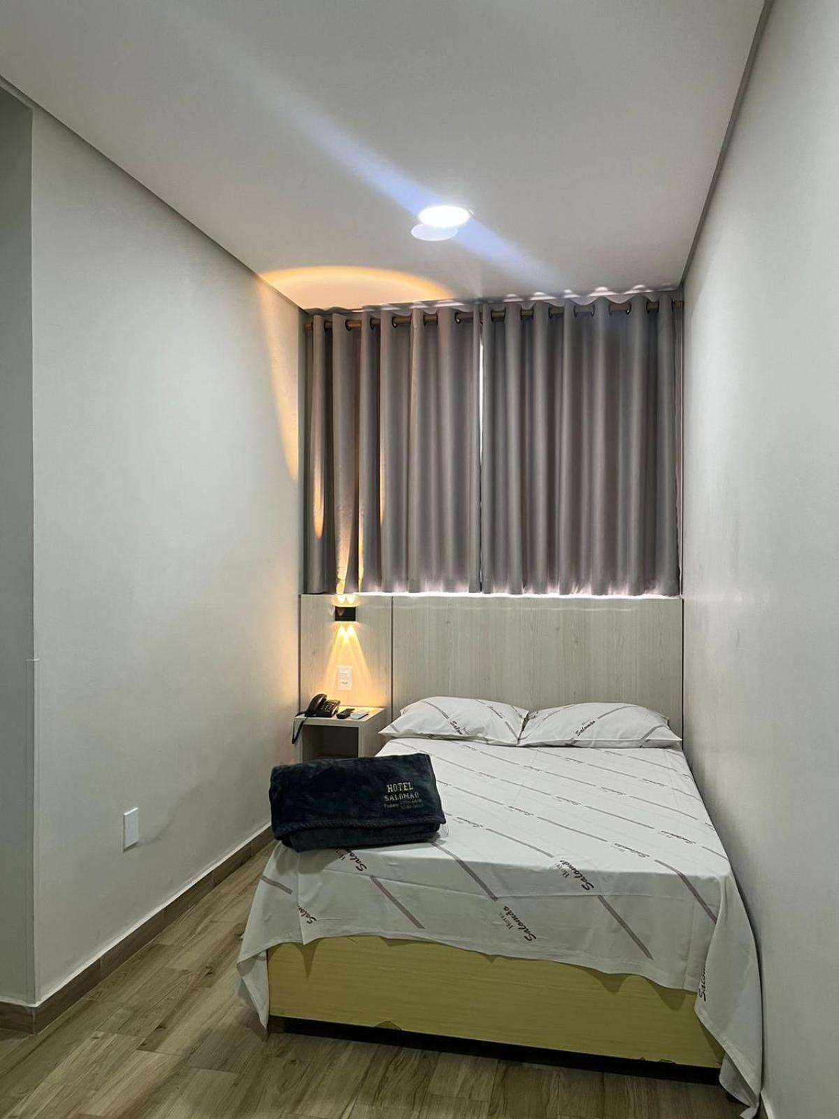 Hotel Salomao - Proximo A 25 De Marco, Bom Retiro, Bras E Rua Santa Efigenia, A 2 Minutos Do Mirante Sampa Sky E Pista De Skate Anhangabau Сан-Пауло Экстерьер фото