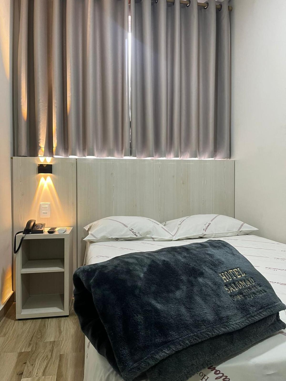 Hotel Salomao - Proximo A 25 De Marco, Bom Retiro, Bras E Rua Santa Efigenia, A 2 Minutos Do Mirante Sampa Sky E Pista De Skate Anhangabau Сан-Пауло Экстерьер фото