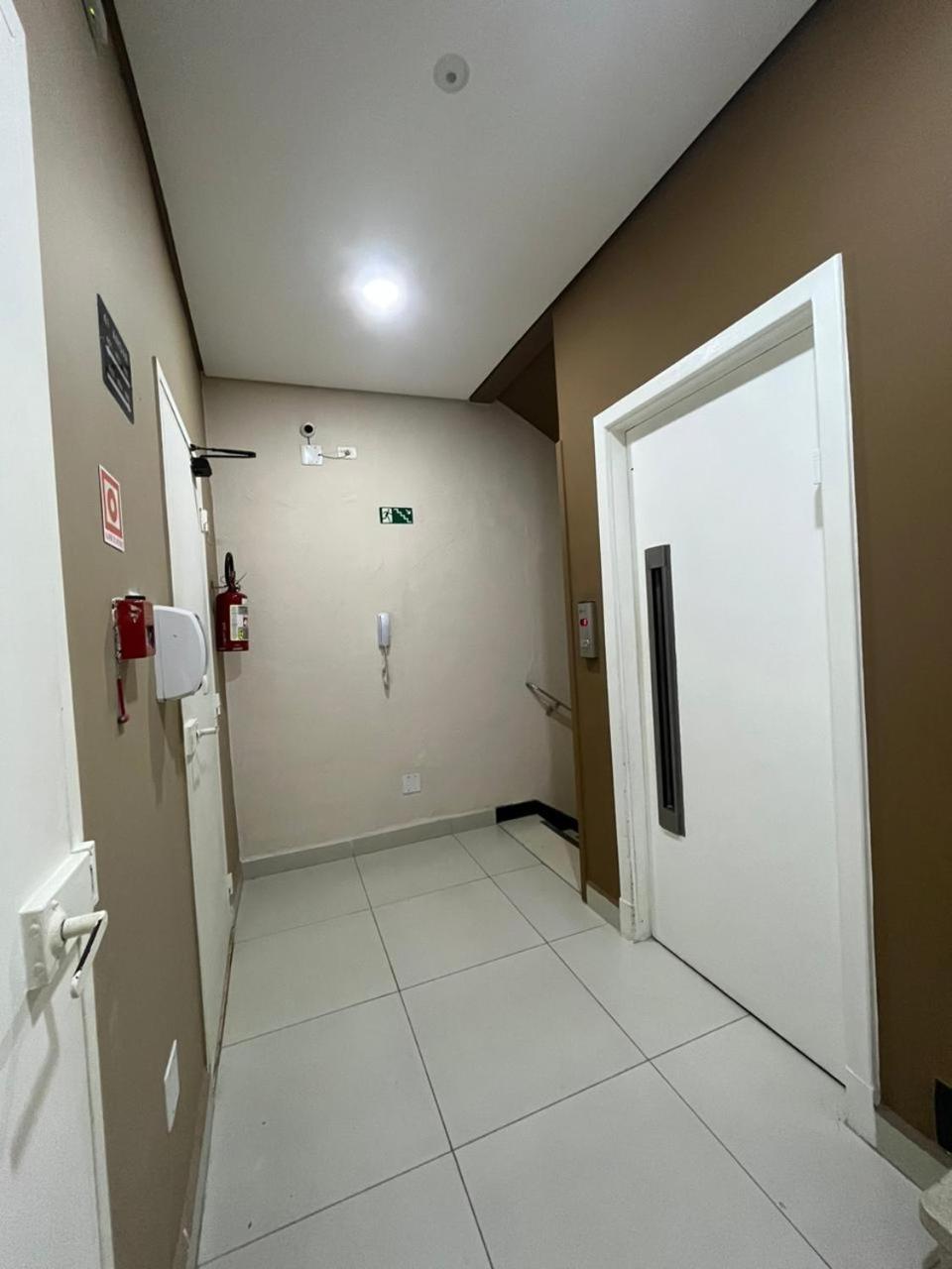 Hotel Salomao - Proximo A 25 De Marco, Bom Retiro, Bras E Rua Santa Efigenia, A 2 Minutos Do Mirante Sampa Sky E Pista De Skate Anhangabau Сан-Пауло Экстерьер фото