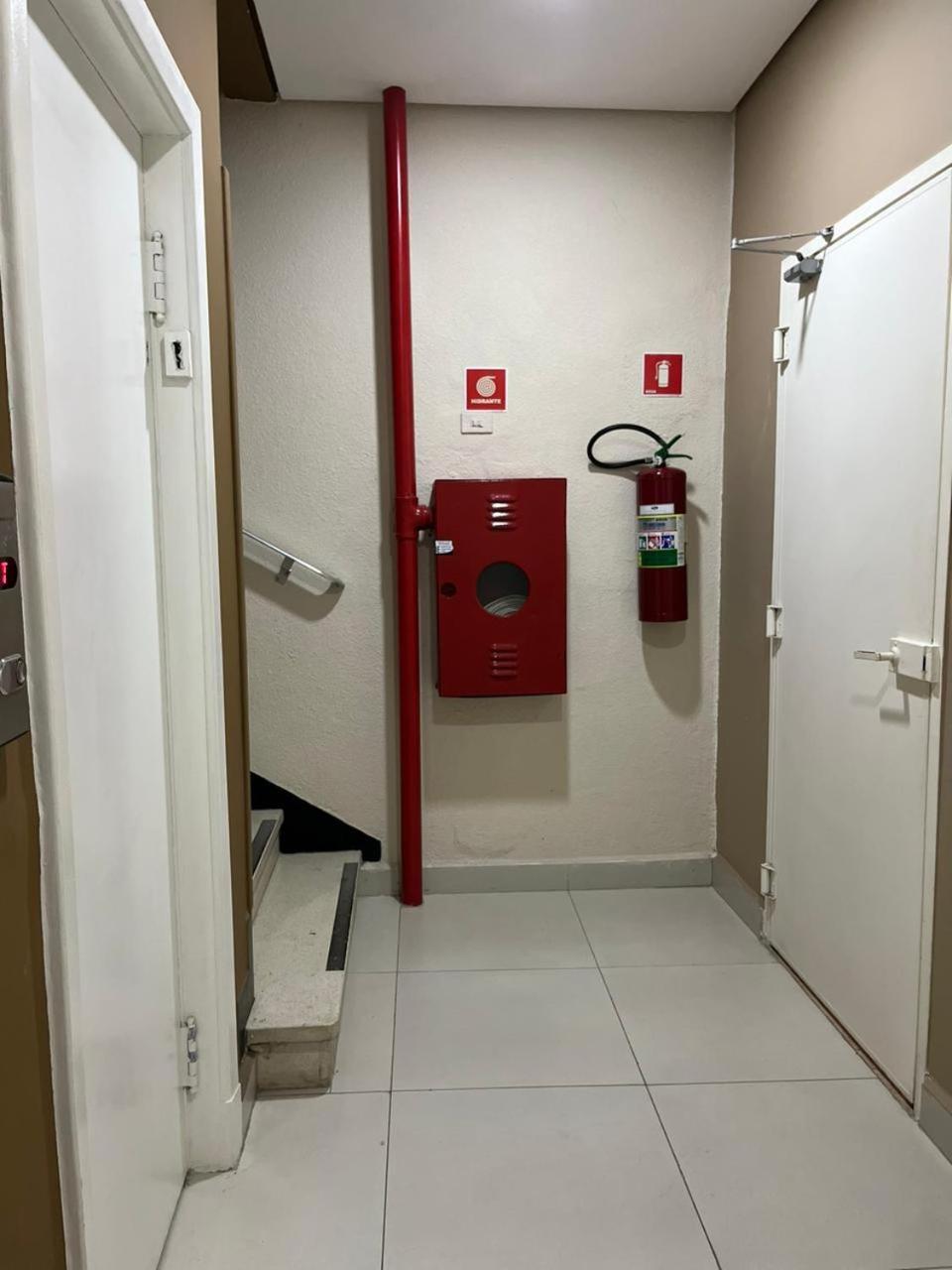 Hotel Salomao - Proximo A 25 De Marco, Bom Retiro, Bras E Rua Santa Efigenia, A 2 Minutos Do Mirante Sampa Sky E Pista De Skate Anhangabau Сан-Пауло Экстерьер фото